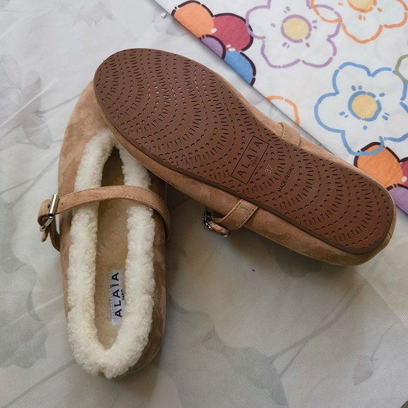 Alaia Lambswool Mary Jane Flats - Picture 5 of 7